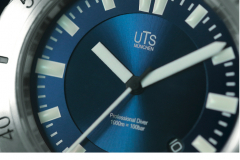 UTS 1000M Professional German Made Divers Watch Blue dial details