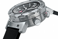 UTS 4000M GMT professional divers watch