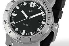 UTS 2000M German divers watch rubber strap