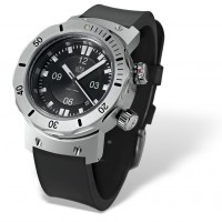 4000M deep divers watch with rubber strap