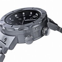 Deepest divers watch 4,000M